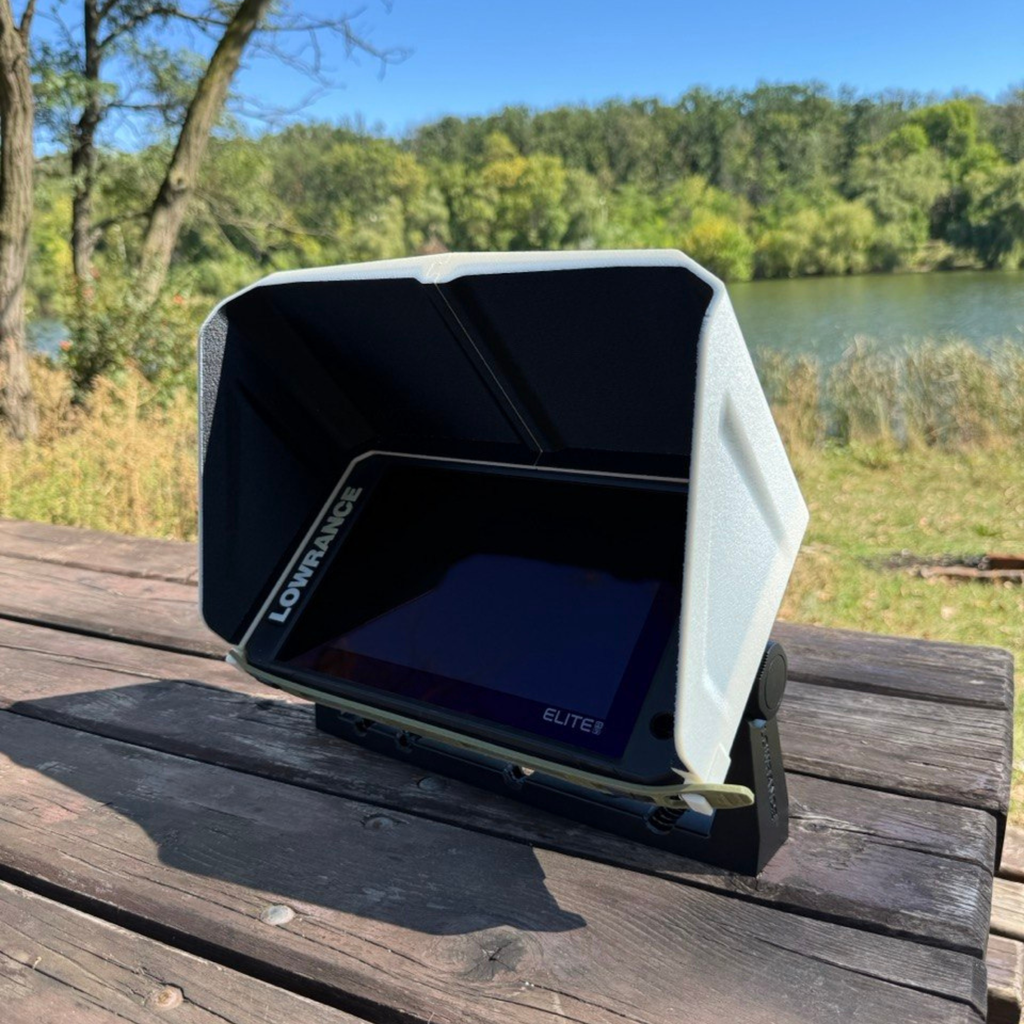 Front view of PikeTech PRO Visor designed for Lowrance fish finder displays