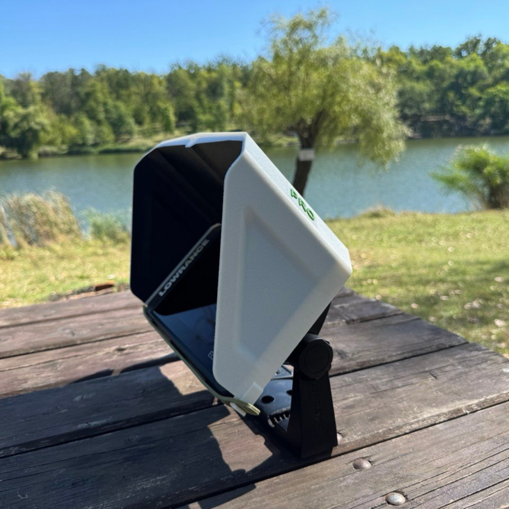 Lowrance fish finder protected from direct sunlight with PikeTech PRO Visor